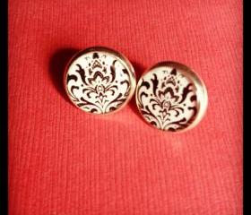 Black Damask Pattern Resin Post Silver Earrings